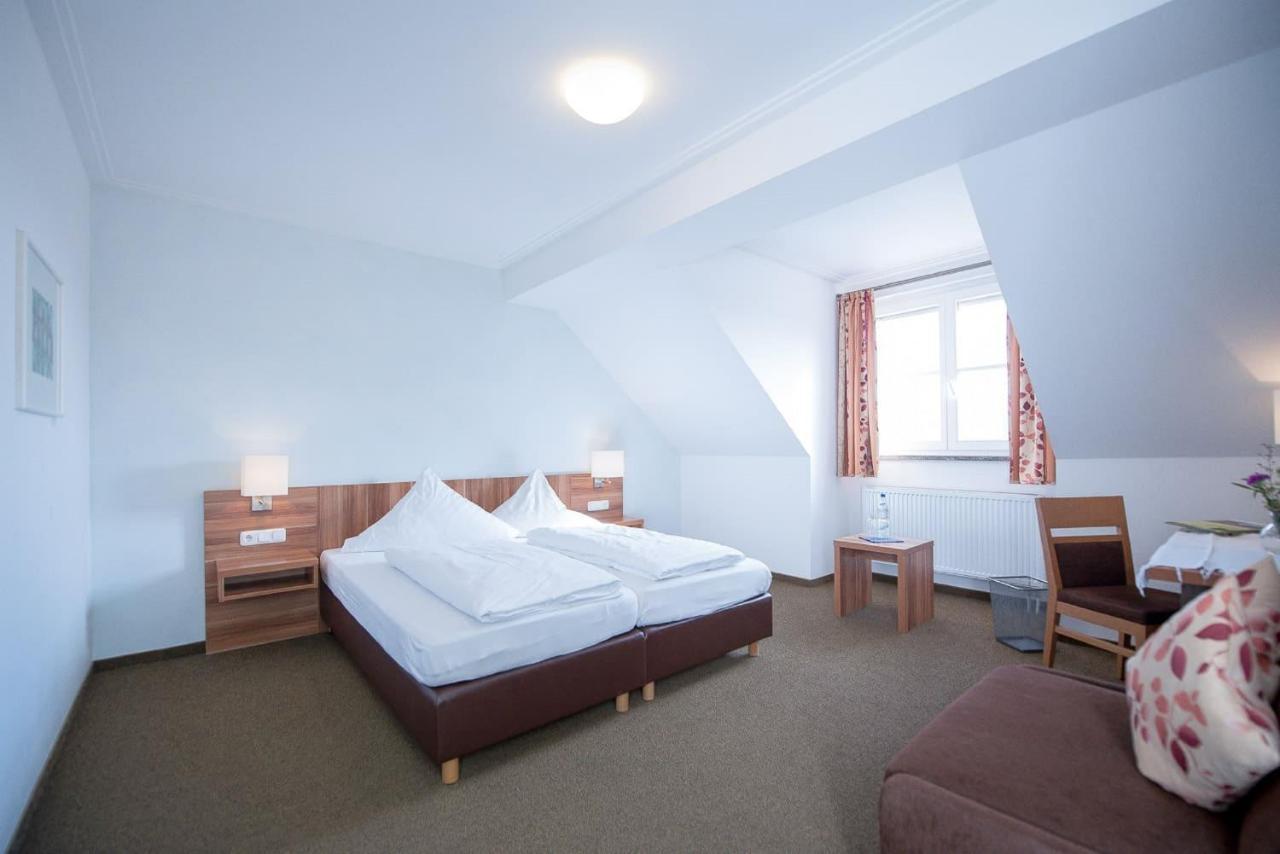 Weingut Kernwein Hotel Seinsheim Kültér fotó