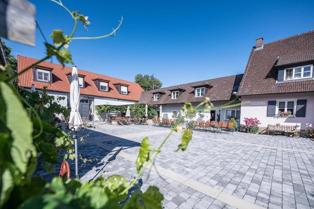 Weingut Kernwein Hotel Seinsheim Kültér fotó